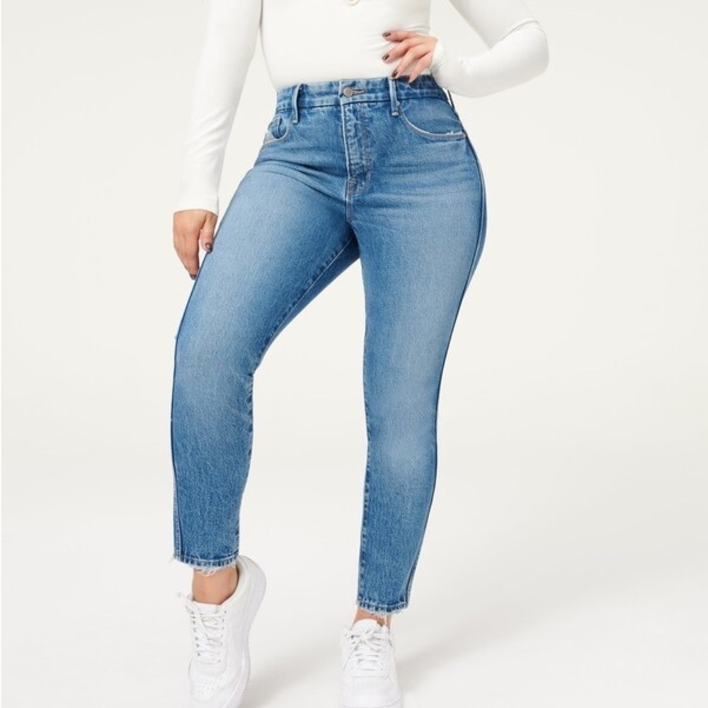 Good American Good Curve Skinny Natural Fray Jeans Light Wash Blue Size 2/26